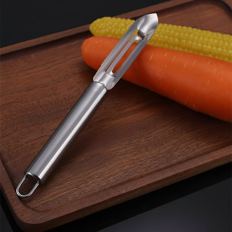 Eplucheur lame double dentelée avec carotte mais