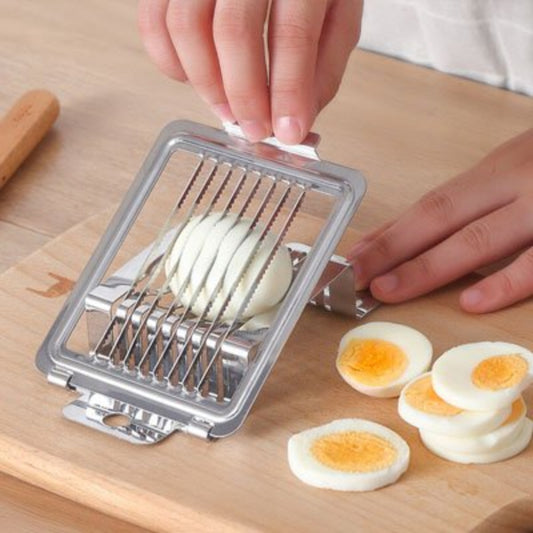 Coupe oeuf à la coque tranche rapidement