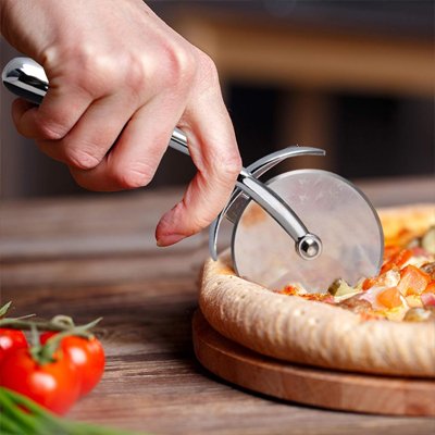 Couteau pizza avec bonne prise
