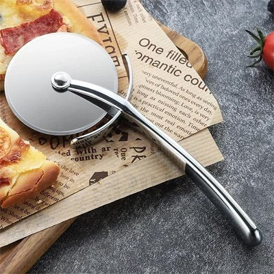 Couteau pizza indispensable