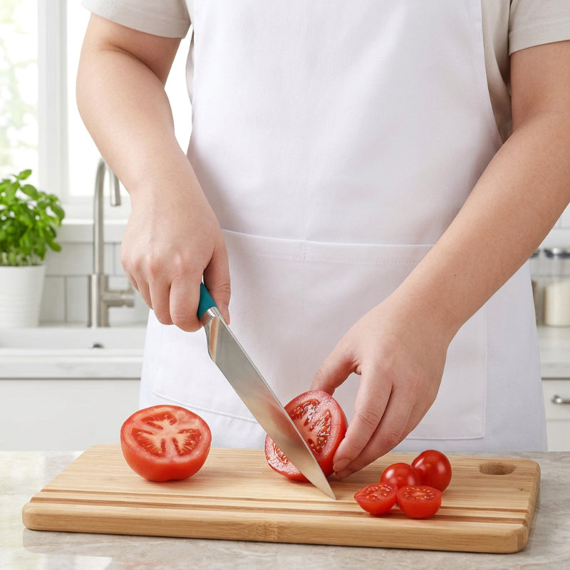planche à découper bambou tranche bien tomate