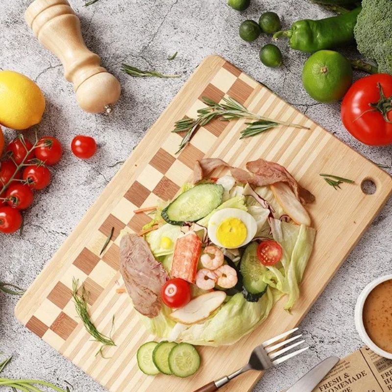 planche a découper damier plateau aliments