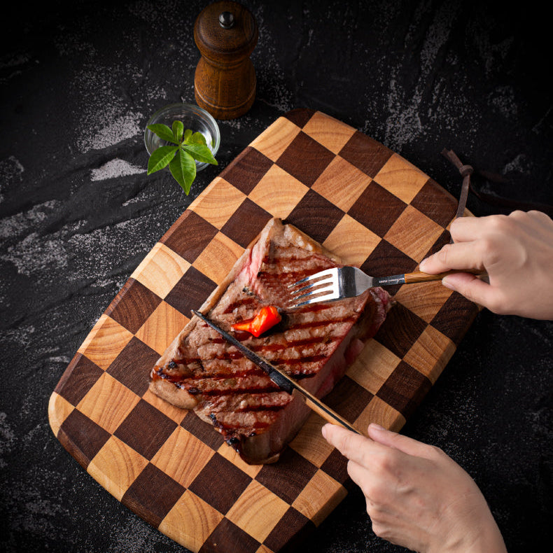 planche à découper damier pratique pour couper viande