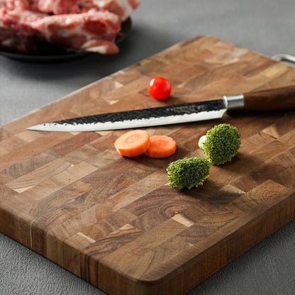 planche à découper damier robuste avec légumes