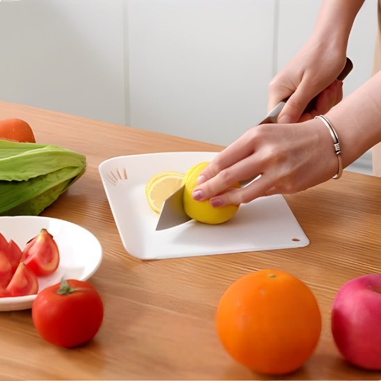 Planche à découper pour espace restreint