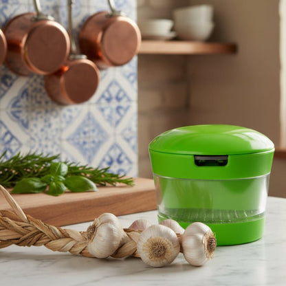 presse a ail compacte vert sur comptoir de cuisine