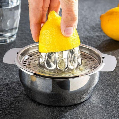 Presse agrumes presser rapidement un citron
