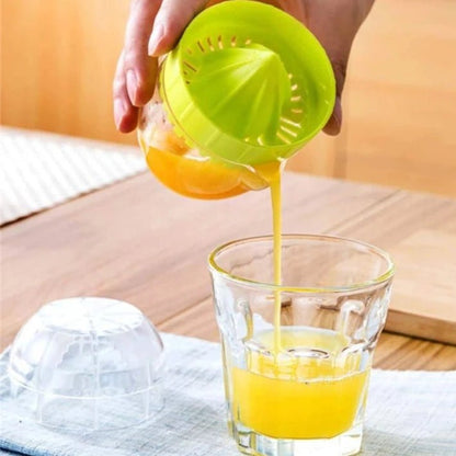 presse citron manuel verser jus pressé avec bec verseur integré