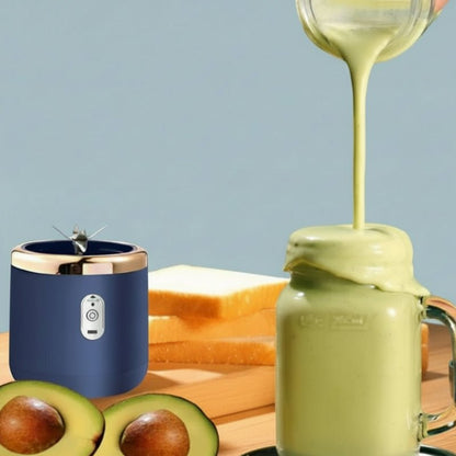 presse purée électique jus avec avocat sur comptoir