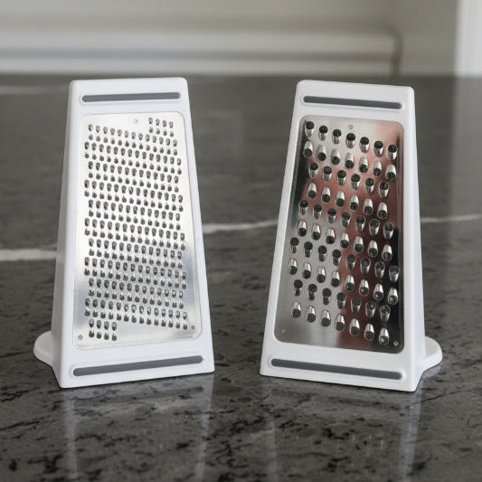 râpe à fromage avec différentes grosseur